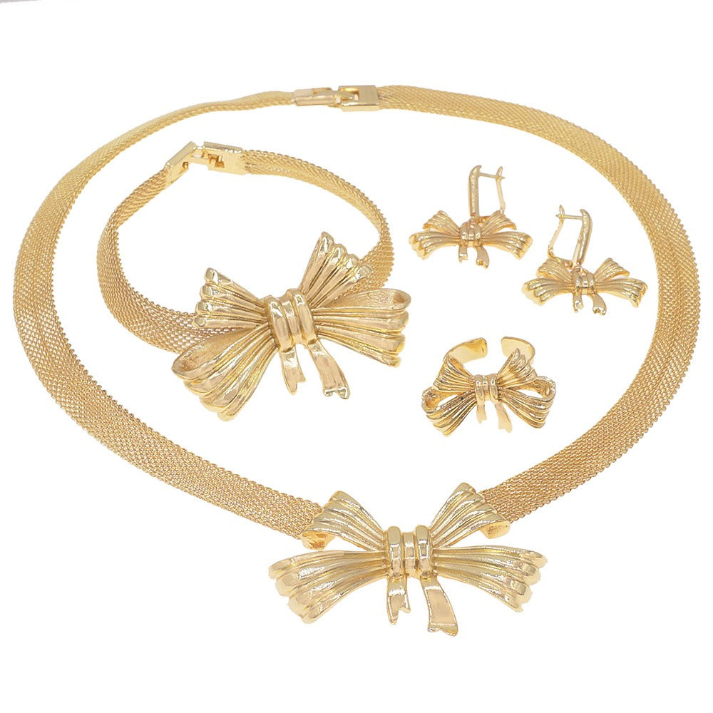 HUGS &KISSES set gold Plated #139